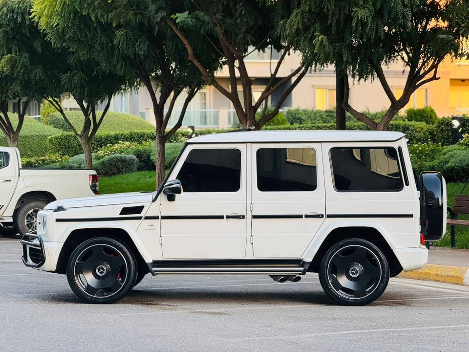 جي كلاس للبيع مديل 2016  محرك والكير مكفولات وضع الشركه متواجد اتصال و واتساب فقط ***********
