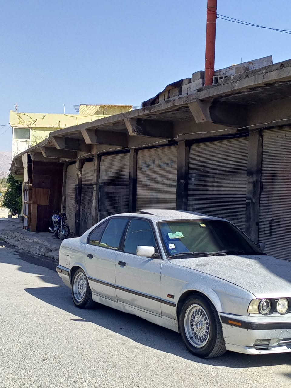 پێشەکی بەناوی خوای گەورە خودا بکاتەقسمەتی هەموو لایەک بۆفرۆشتن 95بەس ناو جلد نیە مەنەفێست گێڕوو مەکینەو موسوو بڕاوە بەشەرت پێش کەپس یەک جەمپی خەفیفی پشتی هەیە تەزرەی هەیە هەموو گیانی بەشەرت ئەوەی مشتەریە چات بکا یان تەلەفون بکا لە سۆرانم ***********
