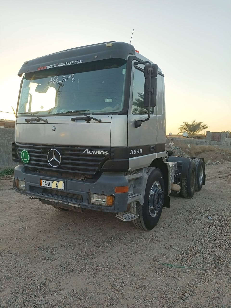 السلام عليكم اكتروس للبيع ٢٠٠١ اصل مكينه ثمانيه للبيع او مراوس مربوطه ثلاث دناكير قلاب رقم انكليزي ثلاث لوحات بصره ((***********))((***********))
