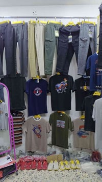 أبو غريب • ملابس