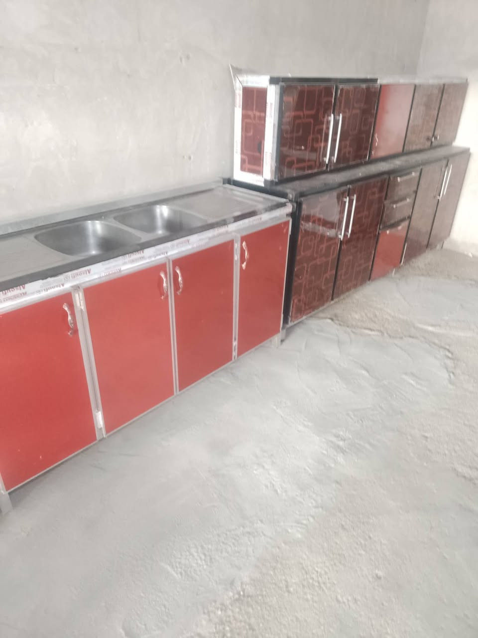 كاونترات مستعملة للبيع العنوان بغداد ابو غريب الزيدان الستفسار خاص او اتصال ***********بي وتساب  ***********
