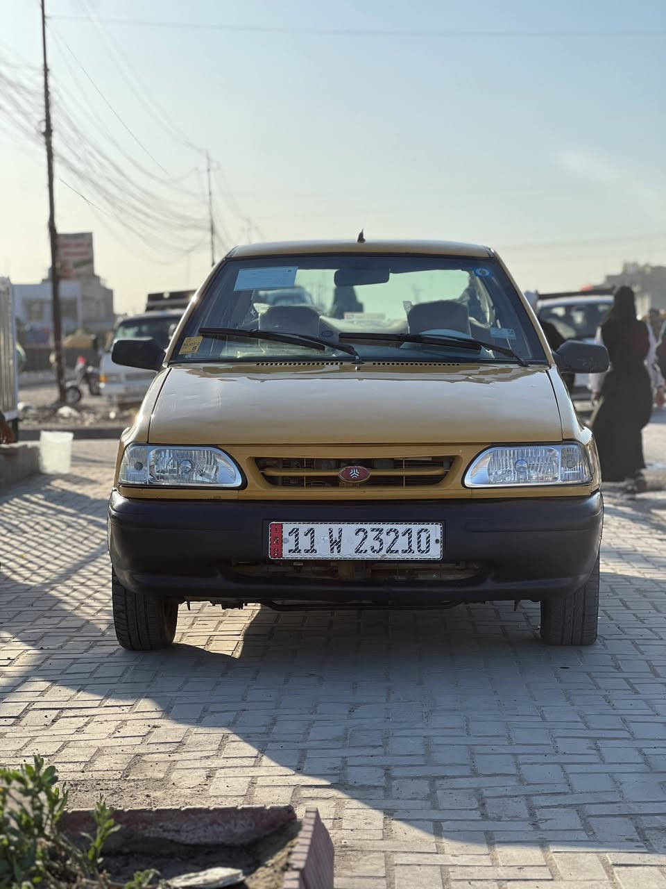 سلام عليكم سايبه مديل 2015 سياره نضيفه بيه صبغ بس جاملق لخلفي صفحت سدر  سياره رقم جديد سنويه ل30 سياره كبل اسويلك عقد مروري دوشمه جديده تخم تاير جديد سدر جديد مكينه جديده لا صوت وله تبخير وله تنقيص جديده كير جديد شواصي جدد لا فطر وله شي سياره نصبته تخبل ماذب عليه ربع مصفره لا مطلوبه وله شي اسعر 35 وبيه مجال الطيبين لمكان بغداد فلكت حي نصر رقم *********** نتصل بيك خير وتدلل
