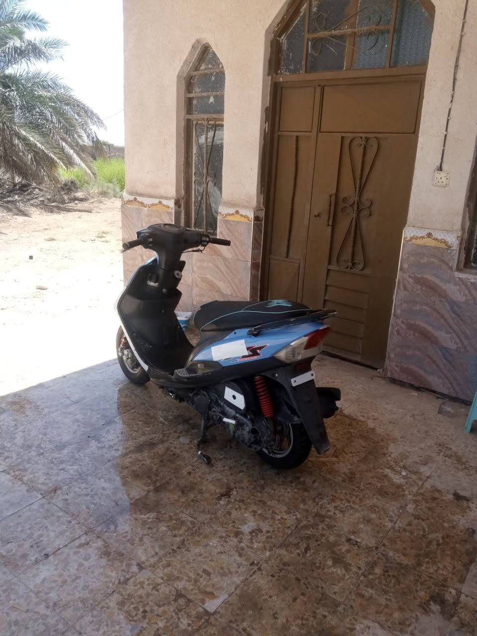 سلام عليكم للبيع ماكس عدله محرك شرط معدلك 120 ناعمه49بوش سلف هندر كله شغل كهربائيه كله شغاله لايتات شايره هورنات قفل جنطه كله شغل دراجه حلوه دراجه حيل سعرها 500 مكان امجد معلق ***********
