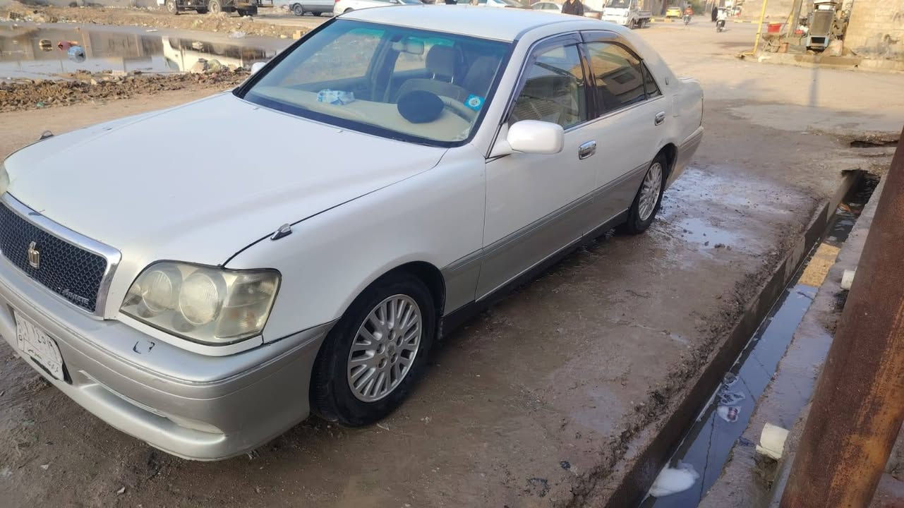 ملكه مكفوله من الكصه والضربه والعيب الشرعي قرار ٤٨ مدفوع كمرك مكينه ديفور الجبير ٣ دكم كمرك مدفوع قرص موجود واي استفسار *********** السعر ١٠٠ ورقه بيع مستعجل
