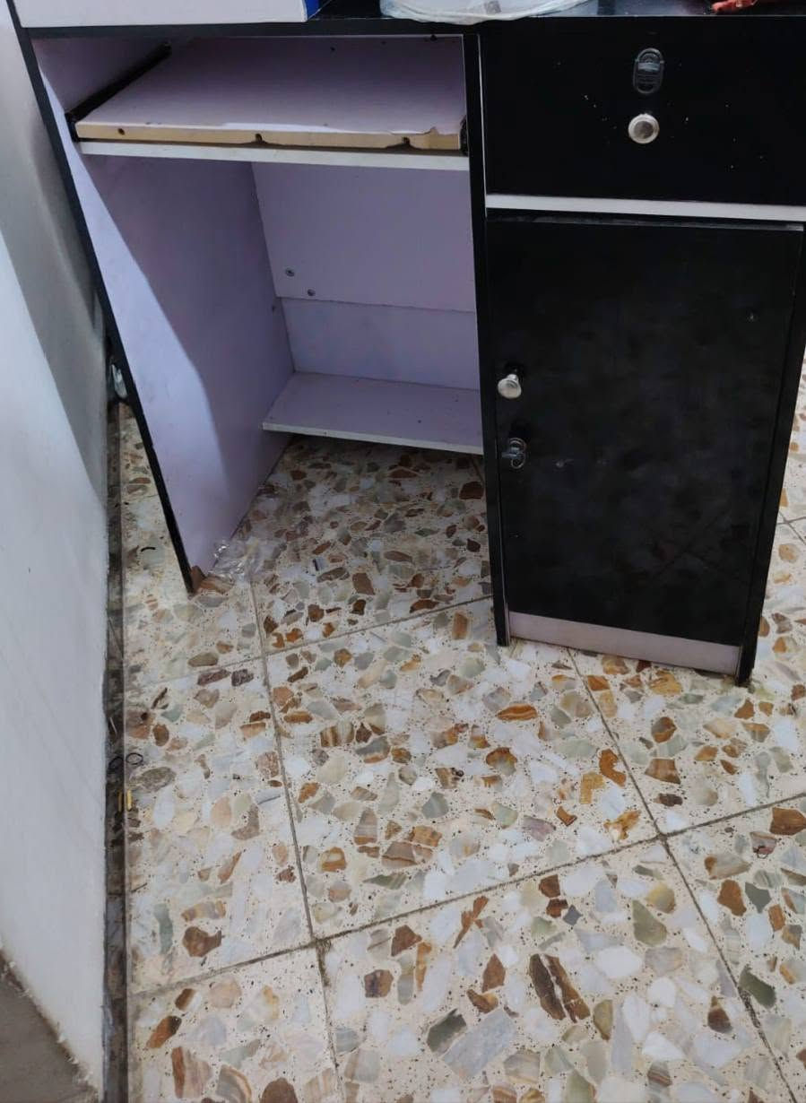 سلام عليكم ميز كاشير نضيف ونوع ثقيل سعره ٢٥ الف وبي مجال شتردون بعد مكاني عسكري مدارس قرب المستوصف الحسن العسكري


**إذا كنت صاحب هذا الإعلان وتريد حذفه لأي سبب، رجاءا أرسل رسالة إلى الدعم الفني**