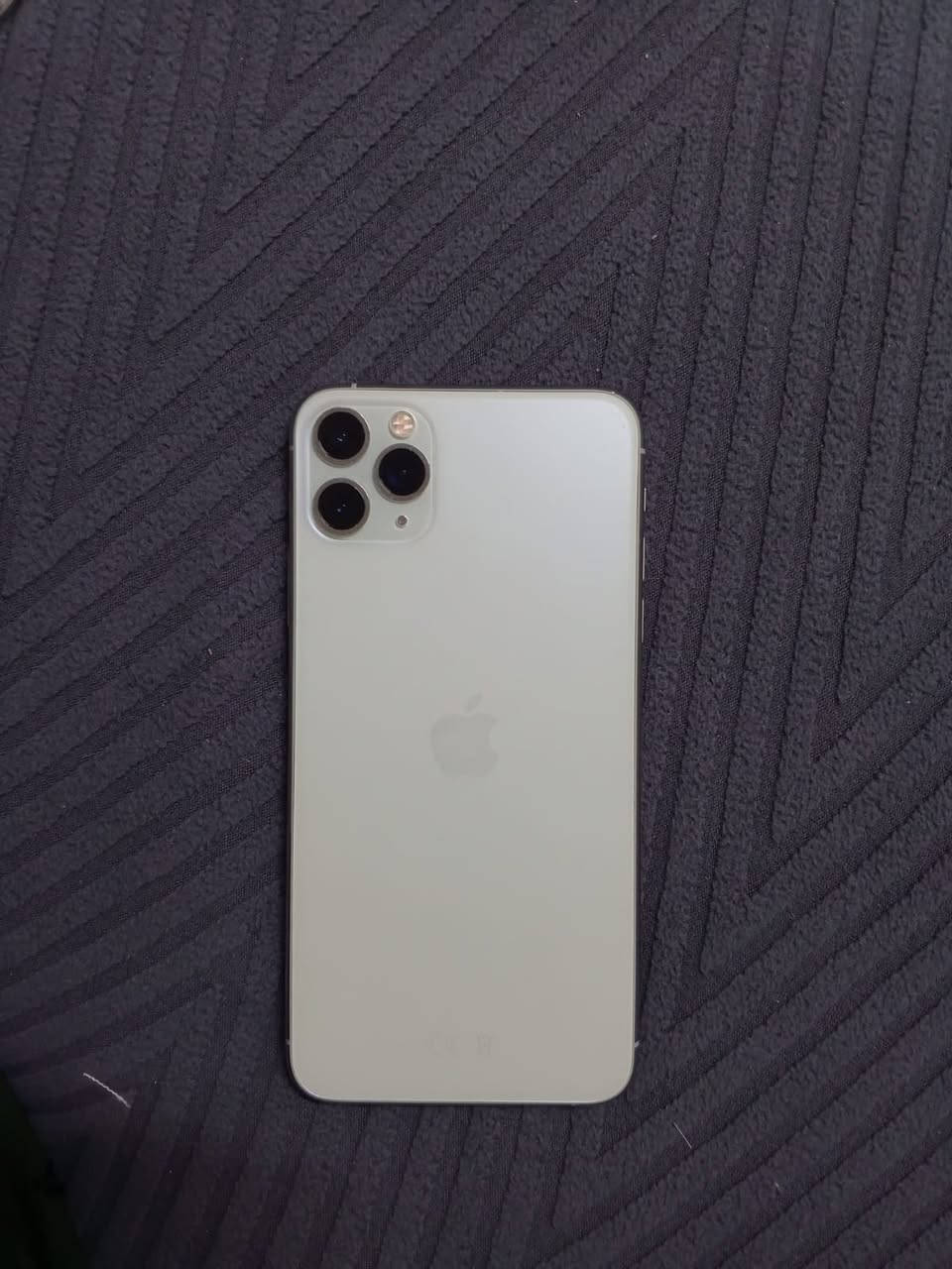 سلام عليكم
ايفون١١برو ماكس 
ذاكره٢٥٦
مبدل شاشه وبطارية
مكان النجف الأشرف
رقم الهاتف ***********
سعر ب235
