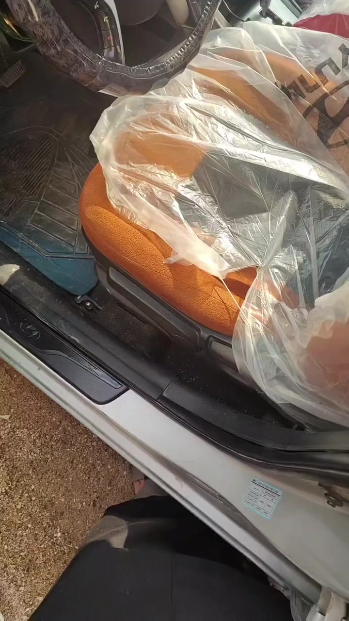 النترا أفانتي 2012 مكينة 1600 جي دي أي سنوية ل30 رقم بصرة انكليزي باسمي  هزه جديده صاعده كير جديد محرك كفاله تبريد كفاله وارد كوري يجي مامكفول من الصبغ الفحص طخه خلفية بالجنطه ما واصله ولامأثره عله أي شي كدام عينكم دوشمة جديده دواخلها ذهب غرفتها تخبل اشاير بالمري كهربائيات كلها شغاله بيع او مراوس حسب القناعه بلكات ومجاول جديده ادامة جديده للمحرك لا تنقيص لاتبخير سيارة مال بيت ما متعوبة خير من الله السعر 87 العنوان البصرة حي الاحرار قرب المحكمة ***********
