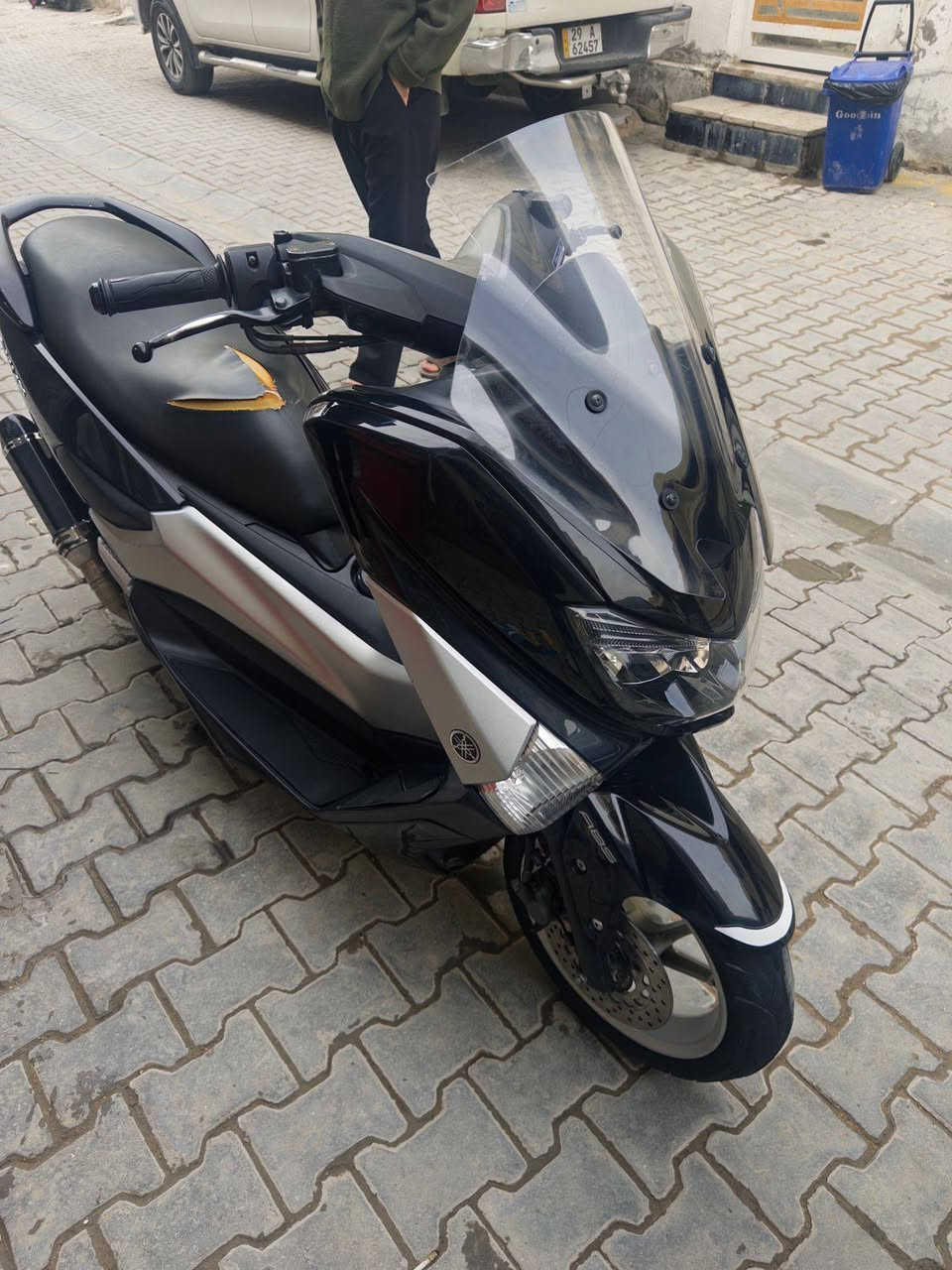 السلام عليكم
للبيع
دراجة انماكس (nmax) 
المحرك 125cc 
دراجة مكفولة كفالة عامة 
برغي مامفتوح بيهه 
السعر 13ونص 
***********  واتساب 
مكان الشعلة
