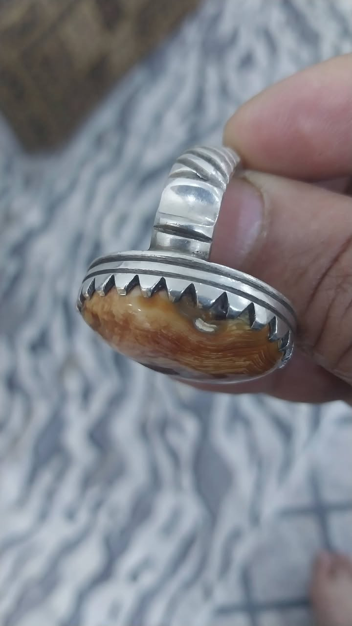 للبيع
***********
