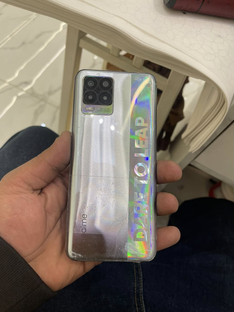 السلام عليكم ريلمي8  ذاكره128  الشاشه مفطوره ومكفعه وتلمس طبيعي للبيع السعر 60 الف قفل قفل العنوان المنصور تقاطع الرواد***********
