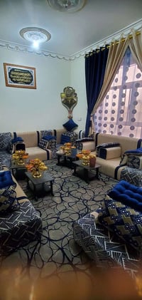 عباس فارع • مفروشات • مجالس عربية