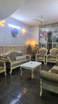 كنبة • للبيع