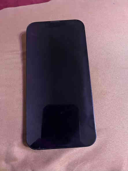 السلام عليكم
ايفون ١٣ عادي بطاريه ٨٩ ، ذاكره ١٢٨
فطر بسيط بالظهره مامأثر
جهاز نظيف 
 بـ ٤٧٠ وبي مجال
*********** واتساب

