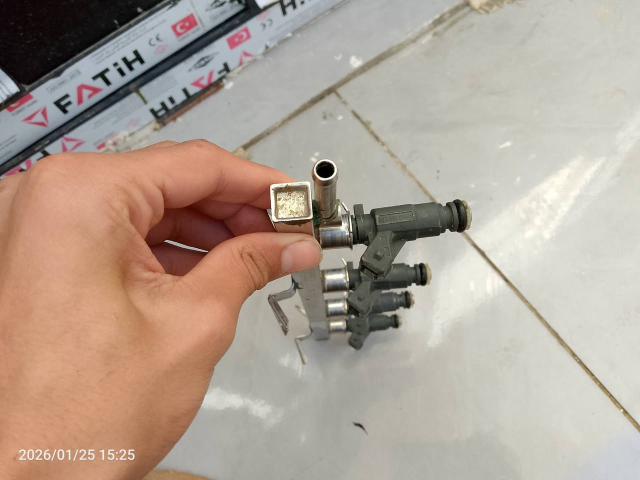 يا الله سلام عليكم للبيع مسطره هيه ونوزلات كامله وشغاله مال شيري عنواني بغداد الاعلام الشباب هاذ رقمي طوني سعر بل عافيه ***********
