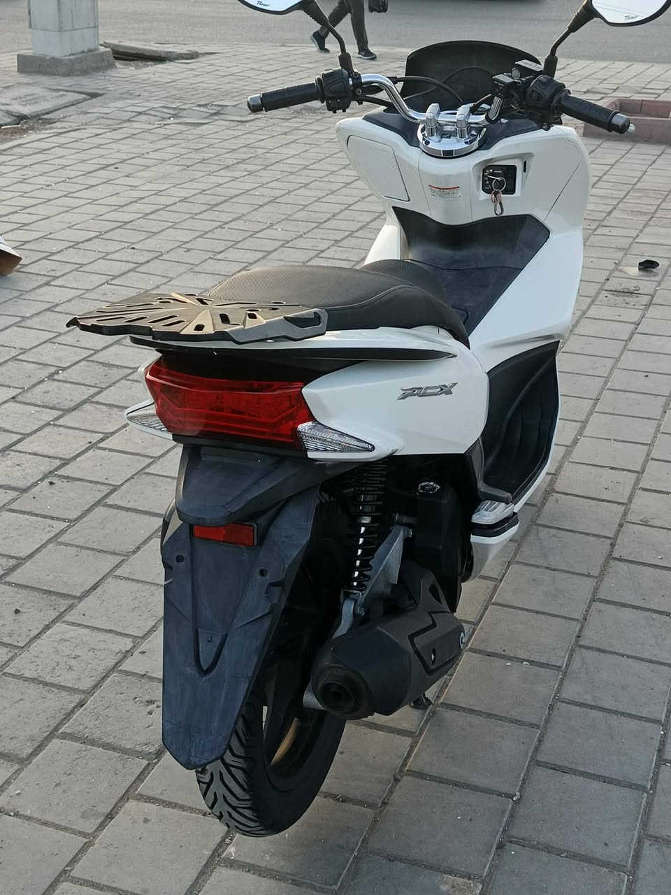 سلام عليكم بي سي إكس جيل الثاني
ياباني جي إف مكفولة كفاله عامه
ماشيه 21الف حساس زدحام ستان كهربائي
سكن بغداد حي النصر ***********
