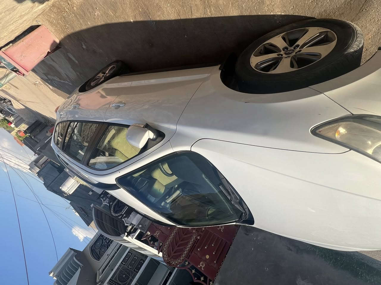 سنتافيا موديل 2012  رقم بابل بأسمي  مواصفات نص فول 7 راكب خليجي 6 سلندر مكفوله عدا  صبغ شبر بالباب الخلفي تخم تاير جديد حداديه جديده مكينه وكير خير من الله مكاني بابل الحمزه الغربي السعر ١٦٠ ومن تشوف وتقتنع بيك خير وتدلل ‭0771 353 3452‬
