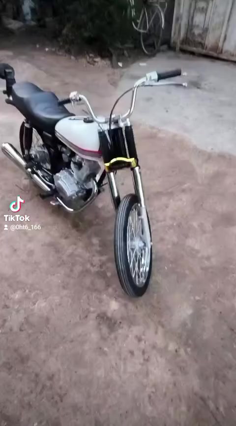 السلام عليكم رابيدو كلك للمراوس فقط شاصي نامه بوري رفيع مكينه رابيدو نضافتها كدامك نقصها بس ستان لدراجه شلعه ومعدل وفصله شعندك مراوس نزل مكاني كربلاء الحسينيه 
***********
