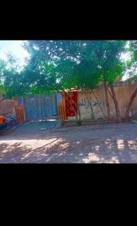 حي القاهرة الثانية • ٢٠٠م • ساحة كبيرة