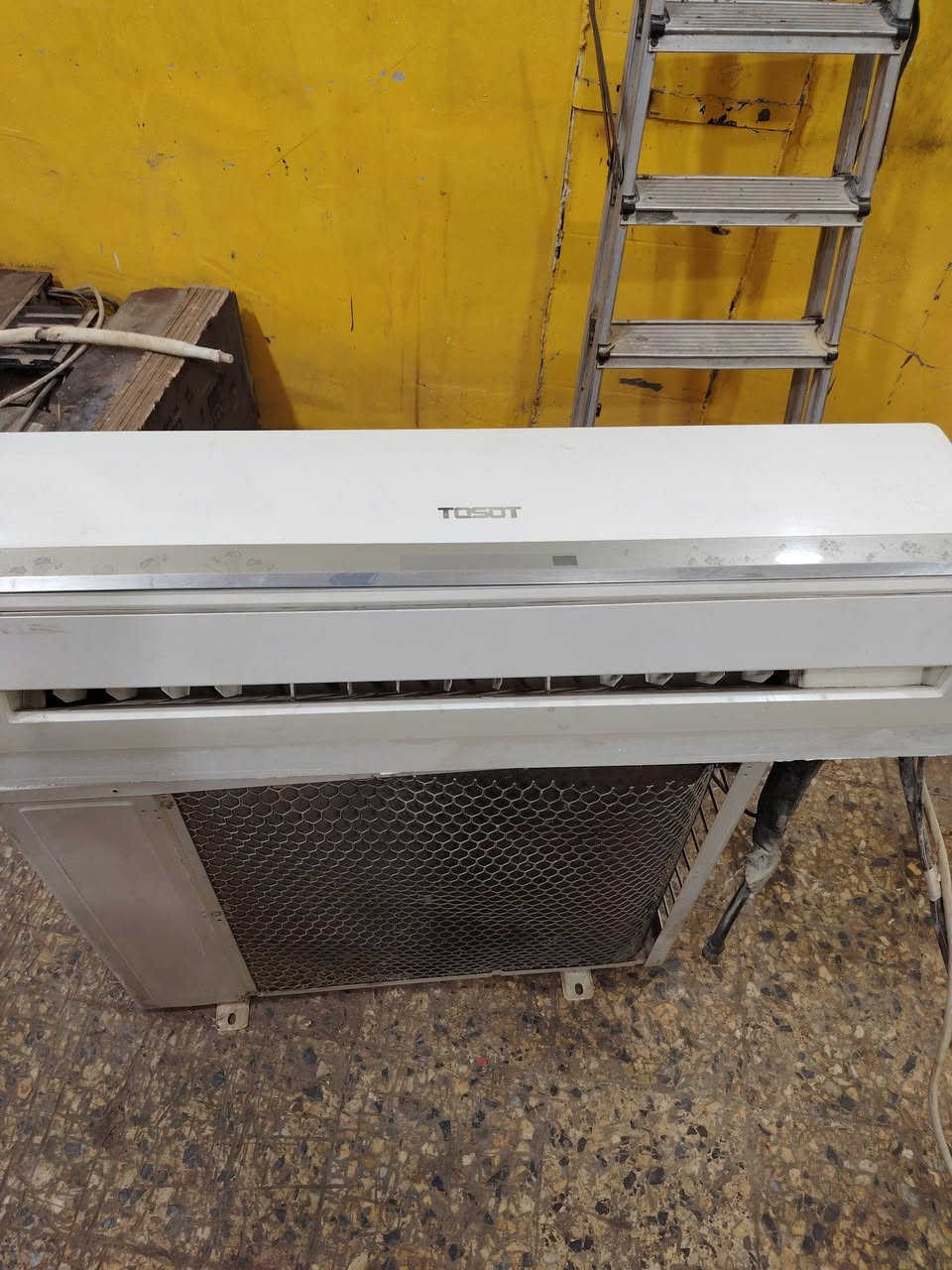 سبالت للبيع
توسوت ٢ طن
حافظ ٢طن شغال موسم واحد
توسوت واحد طن
***********
