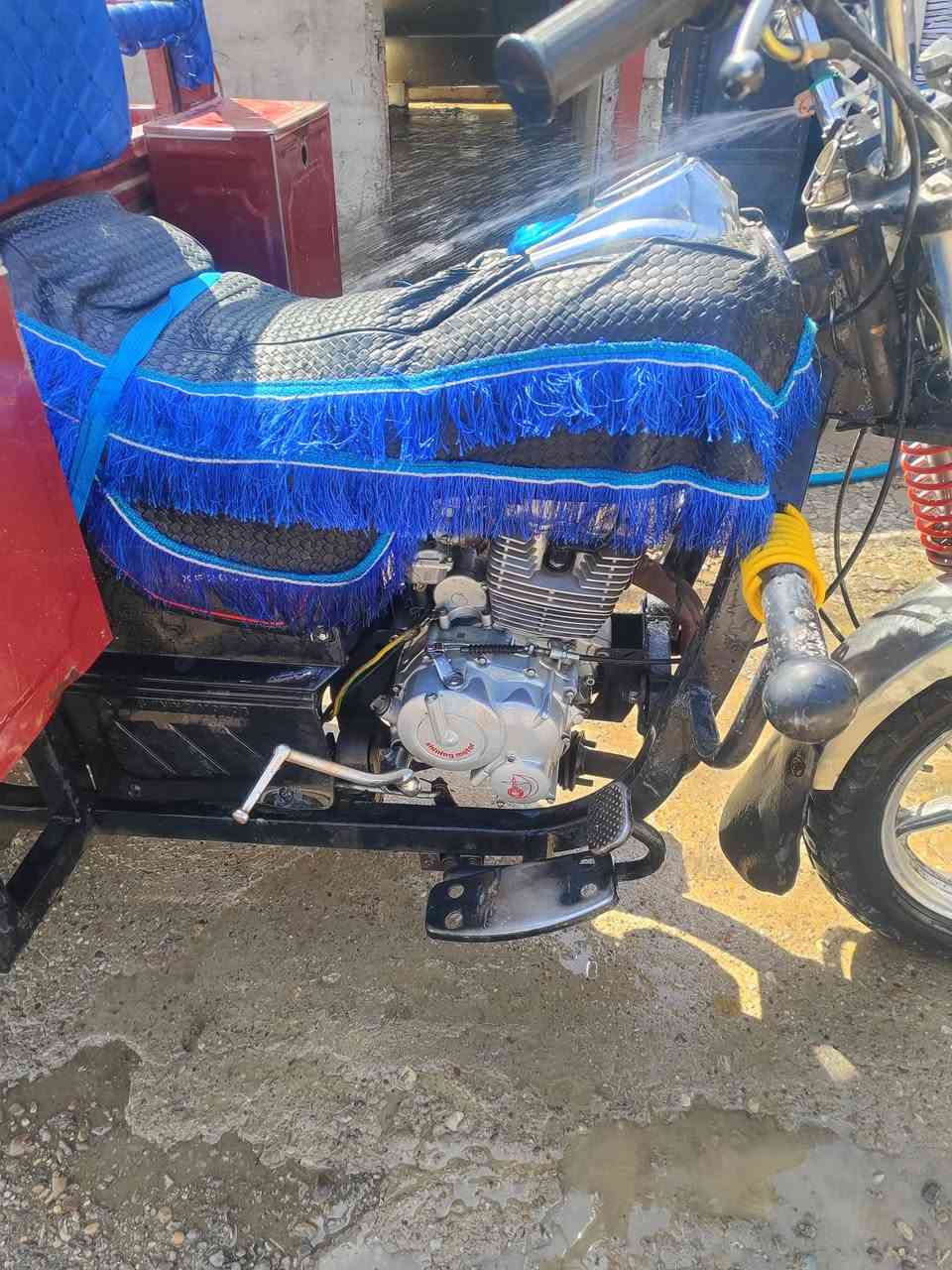 سلام عليكم ستوته للبيع  كامله للأخير محرك كهربائيات اوراق كاملة شرط الترقيم مكان ديالى المقدادية جسر مهروت سعر خاص او اتصل 
***********
