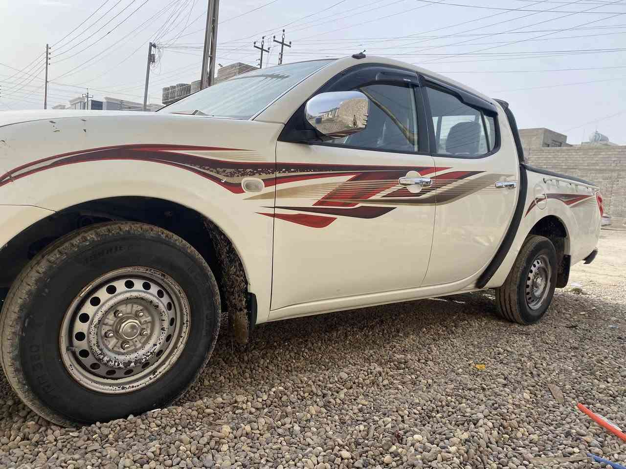 1: ميشوبيشي 2015
2:رقم بغداد مشروع وطني
 3:ماشيه 144 مكفوله من الصبغ 
4:سياره جاهزه على آخر حبايه 
5:تحويل مباشر ماكو وكاله 
6:مكان السياره صلاح الدين سامراء 
7: بيه تعديل بارد طارف الجاملغ السايق 
8: السعر 135$ وبيه مجال للشراي
***********
