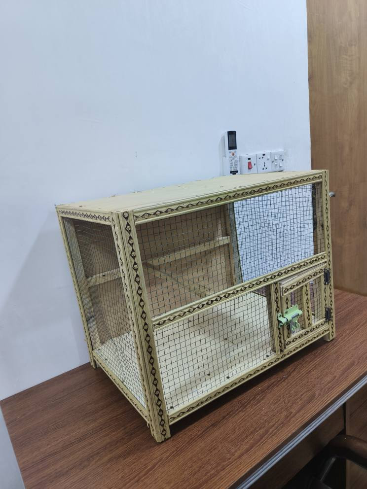 قفص جديد تسكام شغل درجه اولى وجه 63
ارتفاع 52
نزال 43 
السعر 20 الف المكان كربلاء *********** يوجد توصيل بااجره داخل كربلاء كربلاء, العراق
