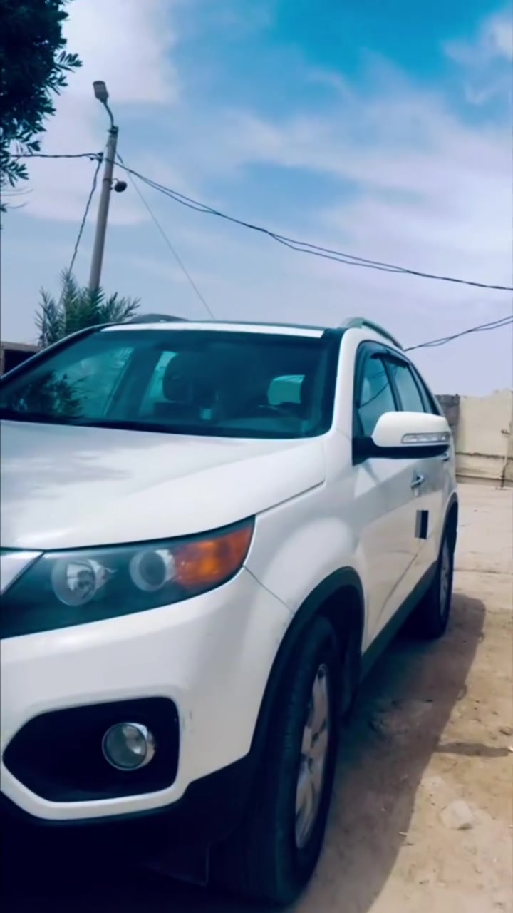 Kia Sorento model 2012. Korean by Korean
السلام عليكم  . كيا سورنتو 2012  كوري مواصفات
 واحد على واحد  
ماشي 200 كم 
بلا ضرر ولا صبغ مكانت بارد  بيها
المحرك كير شرط 
 موصفات الكوري المعروفة  
رقم دهوك بسمي  
السعر 155..


**إذا كنت صاحب هذا الإعلان وتريد حذفه لأي سبب، رجاءا أرسل رسالة إلى الدعم الفني**