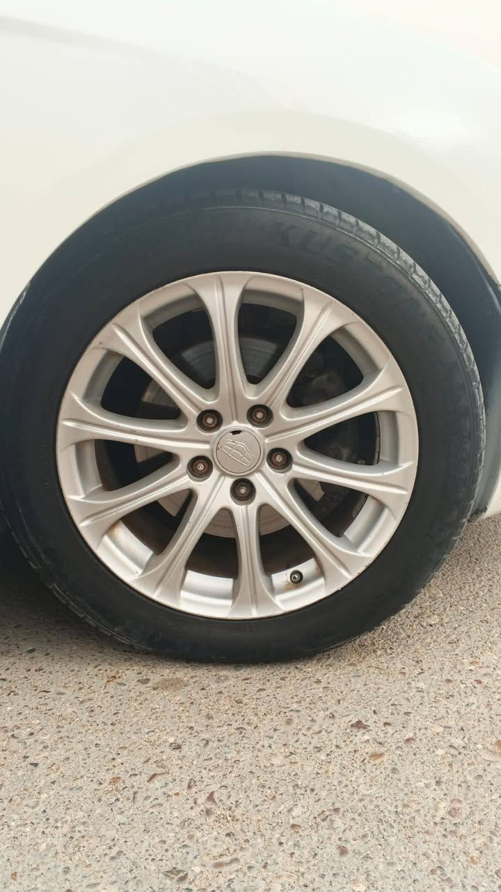 سلام عليكم للبيع امكراند موديل 2013 رقم بغداد نكليزي هزه جديد مكينه مسيبوشي بلادي 2400 حجم كير جديد صدر مامي جديد كهربائيه جاهزه تبريد ثلج فول موصفات فتحه تبريد قطعتين سويجات عدد ثنين برده خلفيه حساس خلفي سماعات انفنتي سياره بيه صبغ تلكيط خياسات عام بدون دواخل مكفوله من ضربه مكفوله من ضربه تبديل فقط خياس بين نقوصات بصيطه جدا مكاني بغداد محموديه سعره 60بيه مجاا جدا قليل ***********
