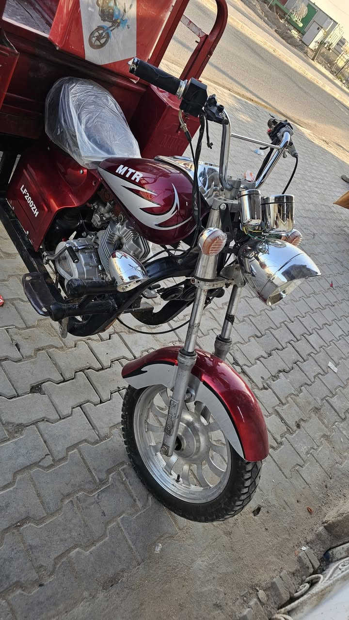 السلام عليكم ستوته للبيع 2012 سنويه رقم ابيض.كفاله عامه الشاصي المكينه.الموقع البصره.السعر 1,400رقم الهاتف.***********
