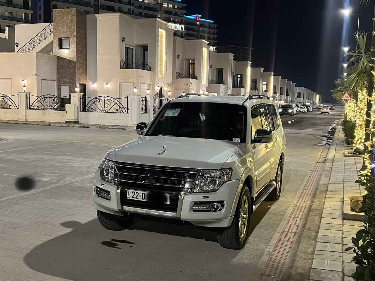 الجديد اخو الزيرو كفالة عامة رصعات شخوط بارد تكحيل زيروووو  سويج ثاني مامستعمل وارضيات شركة وفرشة صندوك غير مفتوحة والنفاظة غير مستعمل ماشية 35 الف شرط الفحص رقم اربيل بااسم الوالد تظليل رسمي 80‎%‎ فابلون ونايلون الدواخل بعده بيها شكد متصور جديدة مكانها بغداد الكرخ تحويل فقط وكالة مااسوي محرك 3800 علامة ذهبية مواصفات الحبتور 2020 معروفة السعر 260$ وبي مجال بسيط ***********
