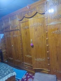 غرفة للبيع مستخدم نظيف مستعجلين على بيعته لأن أبو الأيجار واگف بل باب ...