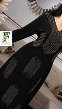 فستان فاخر • توب كريب • مقاسات L-3XL