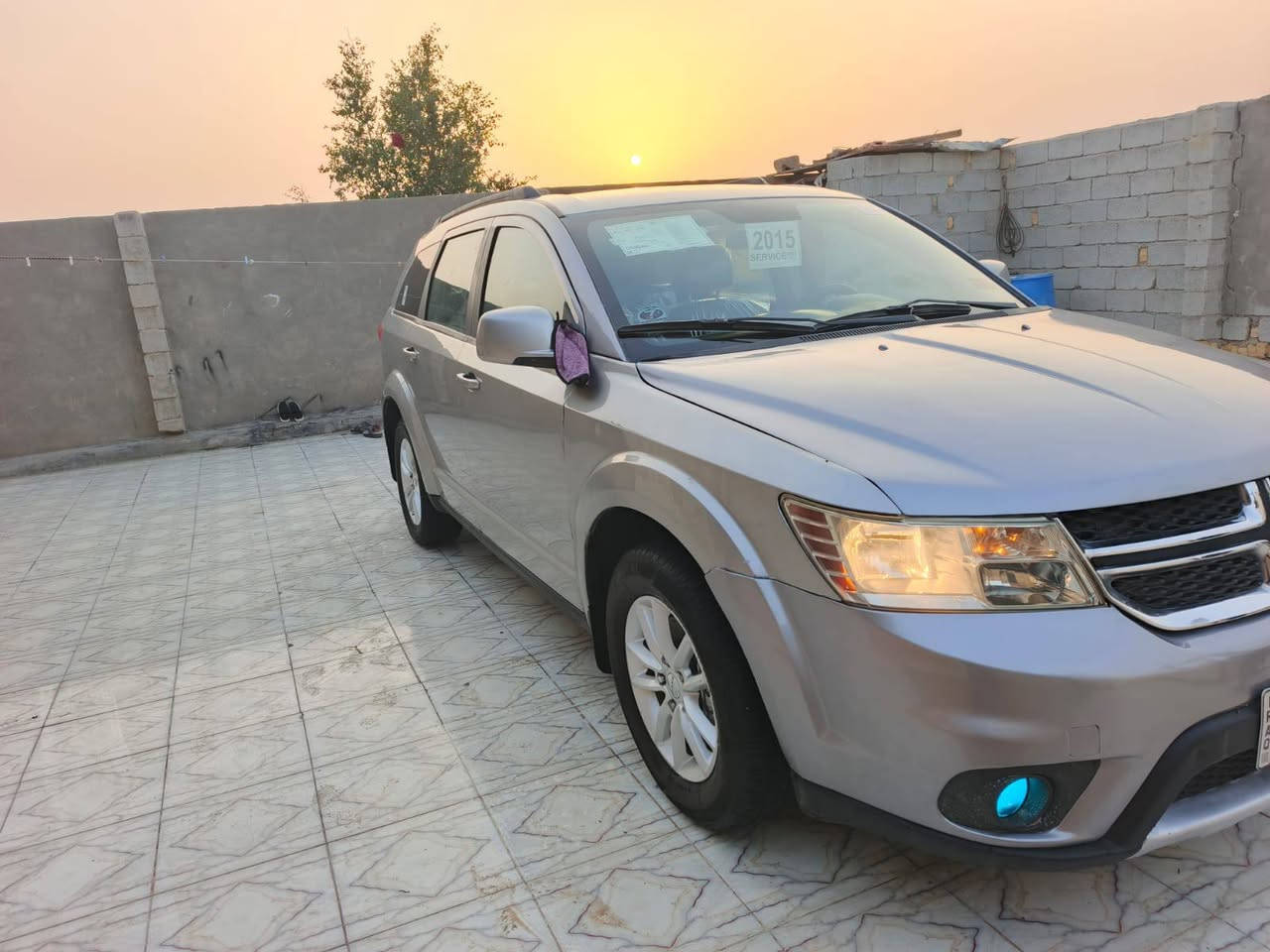 دوج جورني 2015رقم ذي قار بسمي سنويه 29 وارد أمريكي حدثه بنيد وجاملغ بدون ضرر داخلي وبيه رشت صبغ بصيطه كلش فول مواصفات عده فتحه. محرك 6 سلندر 3قطع تبريد 7راكب بصمه تشغيل عن بعد شاشه تحكم استرن ليت زنون اصلي ماشيه 140 سياره جاهزه من كلشي  مكاني الناصريه مركز السعر 119 فقط اليدور جديد ينتصل سياره مل جني ***********___***********
