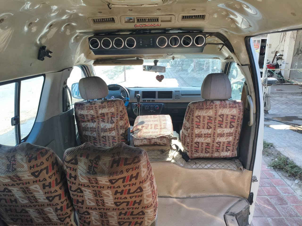 جنبي عاليه H2  مديل ٢٠١٥  بيه طخه بل بجم مصلح علاء بارد لا معجون ولا صبع   حداديه كير وكسن ومحرك خير من لله  السعر 125ورقه بيه مجال 
رقم بابل 
رقم تلفون ***********
