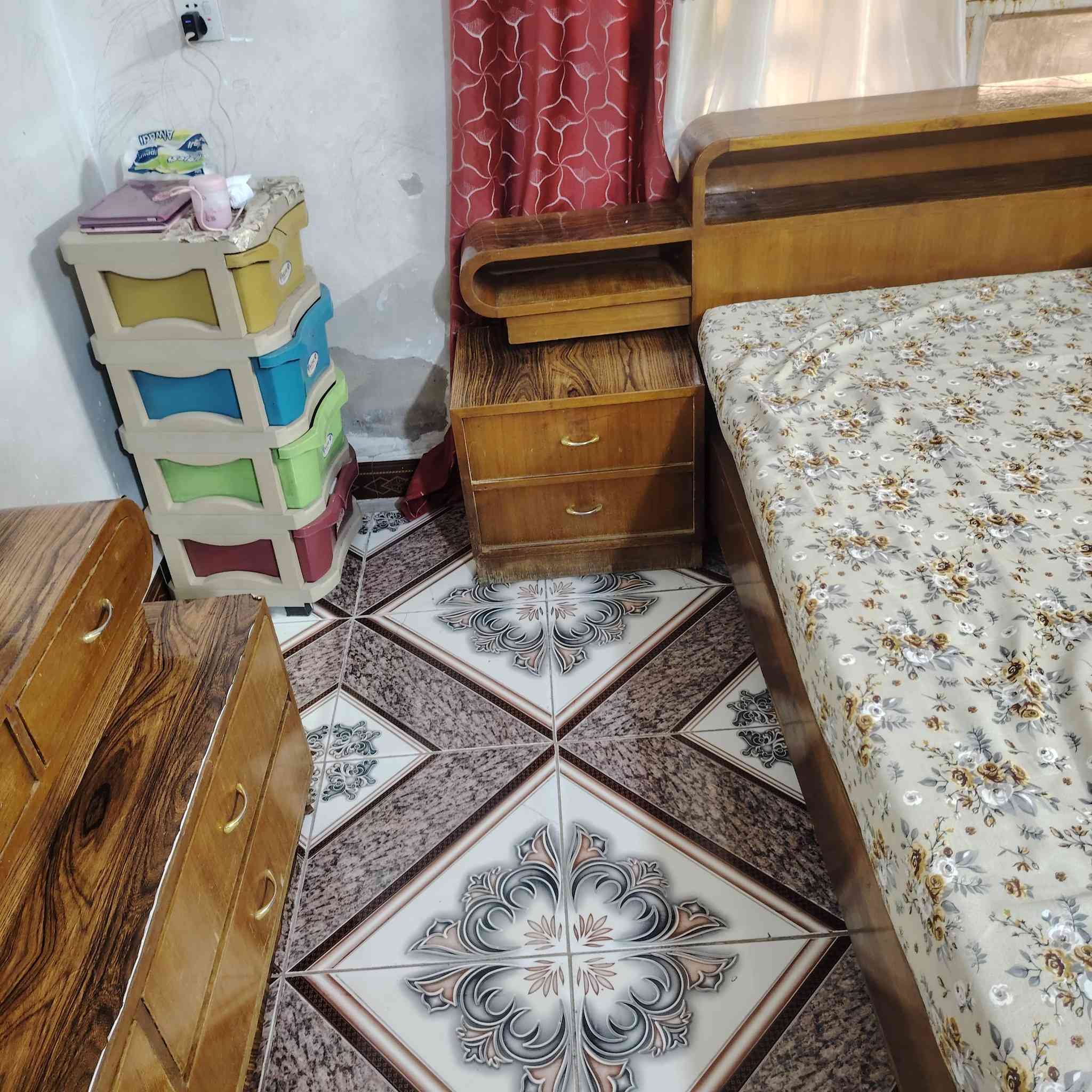 سلام عليكم غرفه نوم بدون كنتور اللبيع صاج العراقي السعر 300 بي مجال بسيط الطيبين رقم هاتف *********** مكاني بغداد الزعفرانية
