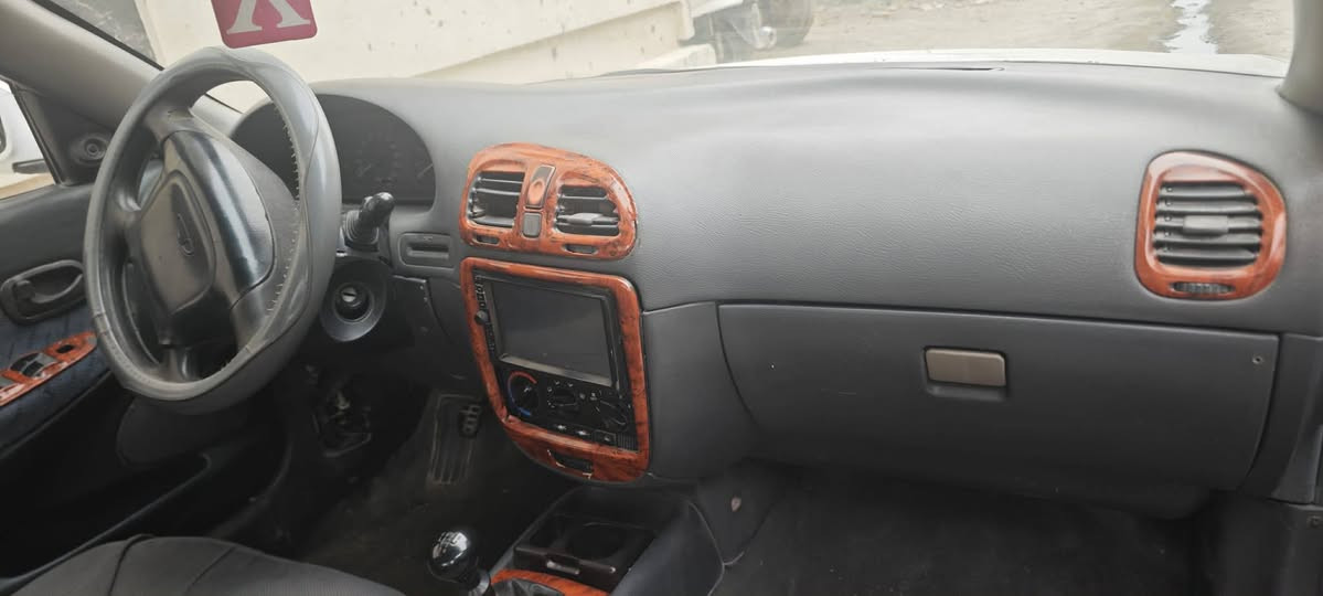 السلام عليكم سياره نوبرا موديل 97 سنويه 28 راعيها موجود شوكت متريد تحويل مرواس اوبيع كير عادي 27 ***********
