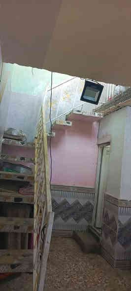 دار، لللبيع بناء طابوق طابق واحد مساحه 
200 متر
سند25اقرار محكمه
يتكون من
غرفتين حجمهن 5×5
صاله8×5
مطبخ4×4
استقبال4×7
وصحيات داخليه وخارجيه وحديقة
العنوان كربلاء قرب سيد سماعيل حي الشيوخ عامود 142 طريق طويريج بظهر شركه الرنا
السعر100 وبي مجال
راح تحصلوني واتساب 
***********
