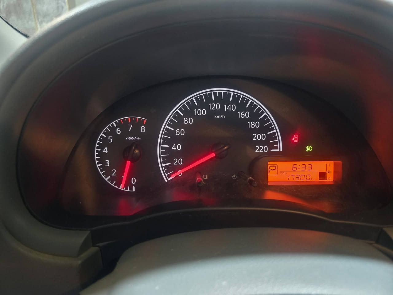 السلام عليكم
نيسان سني هندي بليته زركه موديل 2024ماشيه ١٧ الف اخت زيرو بيه بنيد مبدل بلادي وبارد بصندوك رقم بغداد سنوية لل2030
السعر 115
العنوان ديالى خالص او بعقوبة 

***********
