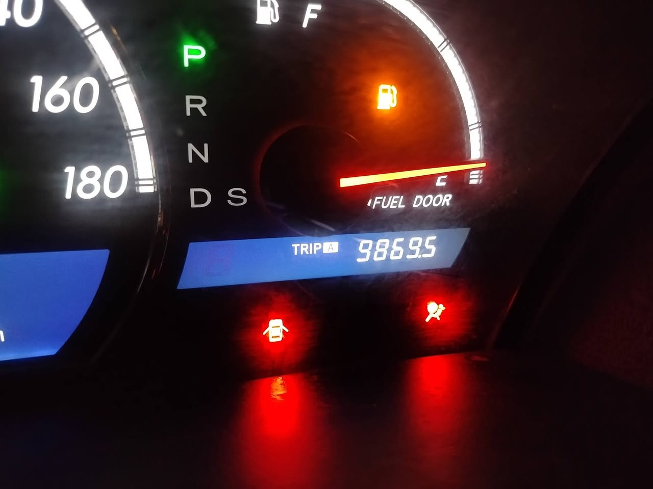 2006براوه ٢دوكمه بجوك به كه وره شاشه وكاميره كامل مه سره ف كراوه 
سعر 43قوفلي 
***********
***********
