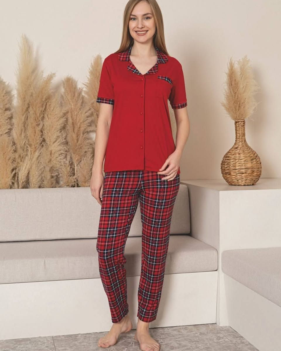 📣 بيجامات تركية صيفية – موديل جديد كاروهات
🧵 خامة: تركية خفيفة ومريحة للصيف
🎨 التصميم: كاروهات عصرية
📏 المقاسات المتوفرة: 2XL – 3XL – 4XL – 5XL
💰 السعر ١٥ الف 
📦 توجد خدمة توصيل
▪️ داخل الكوت: 2000
▪️ بغداد: 5000
▪️ المحافظات: 6000
▪️ الأقضية: 4000

للطلب والاستفسار يُرجى مراسلة الصفحة 💬✨


**إذا كنت صاحب هذا الإعلان وتريد حذفه لأي سبب، رجاءا أرسل رسالة إلى الدعم الفني**