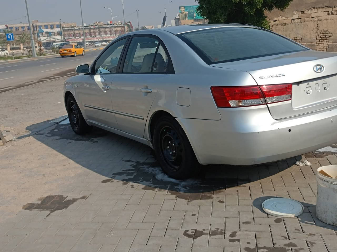 السلام عليكم سياره سوناتا ادوات ادوات بانزين السياره فول ماعده التنته تخم تاير جديد رنكات صبغ جديد تخم بلكات جديد تخم تاير جديد كص جنطه لايت زنون  مكينه 2400 كفاله كير ومحرك نقطه تبخير وتنقيص ماكو 
*********** مكاني بصره
السعر 45وبيه مجال
