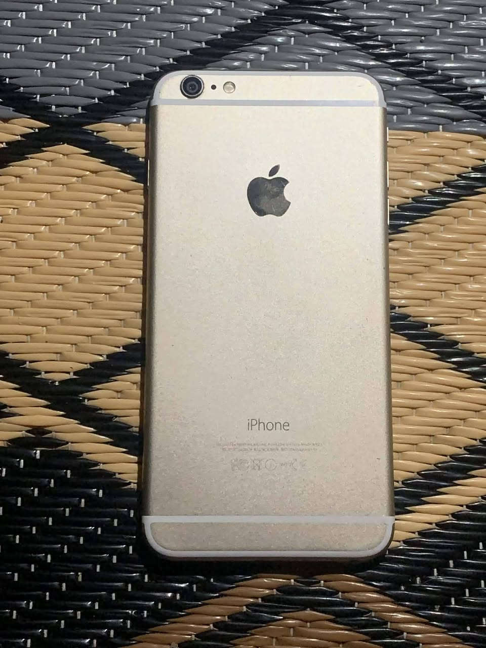 البيع ايفون 6بلاص ذاكره 16 بطاريه 100 الكاميرا الخلفيه بيهه رجه ول شاشه مفطره مثل ما مضحه بل صوره سعره 35وتوصيل مجاني لجميع المحافظات العراق


**إذا كنت صاحب هذا الإعلان وتريد حذفه لأي سبب، رجاءا أرسل رسالة إلى الدعم الفني**