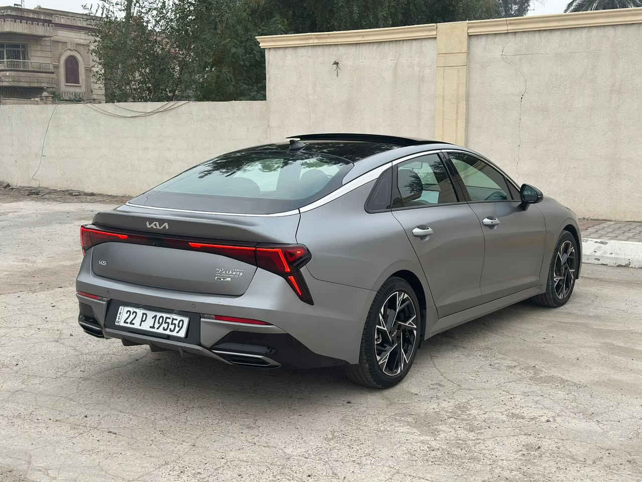 كيا.  K5.  موديل.    25. وارد امريكي
ماشيه 10الاف فقط.  مشي أمريكا 
بدون صبغ /بدون تبديل /بدون يرباك 
ترقيم جديد. رقم اربيل 
فووووووول موصفات.  اعلى فئه 
السعر. 225وبيه مجال. 
العنوان بغداد 
***********
متوفر. 🏪
