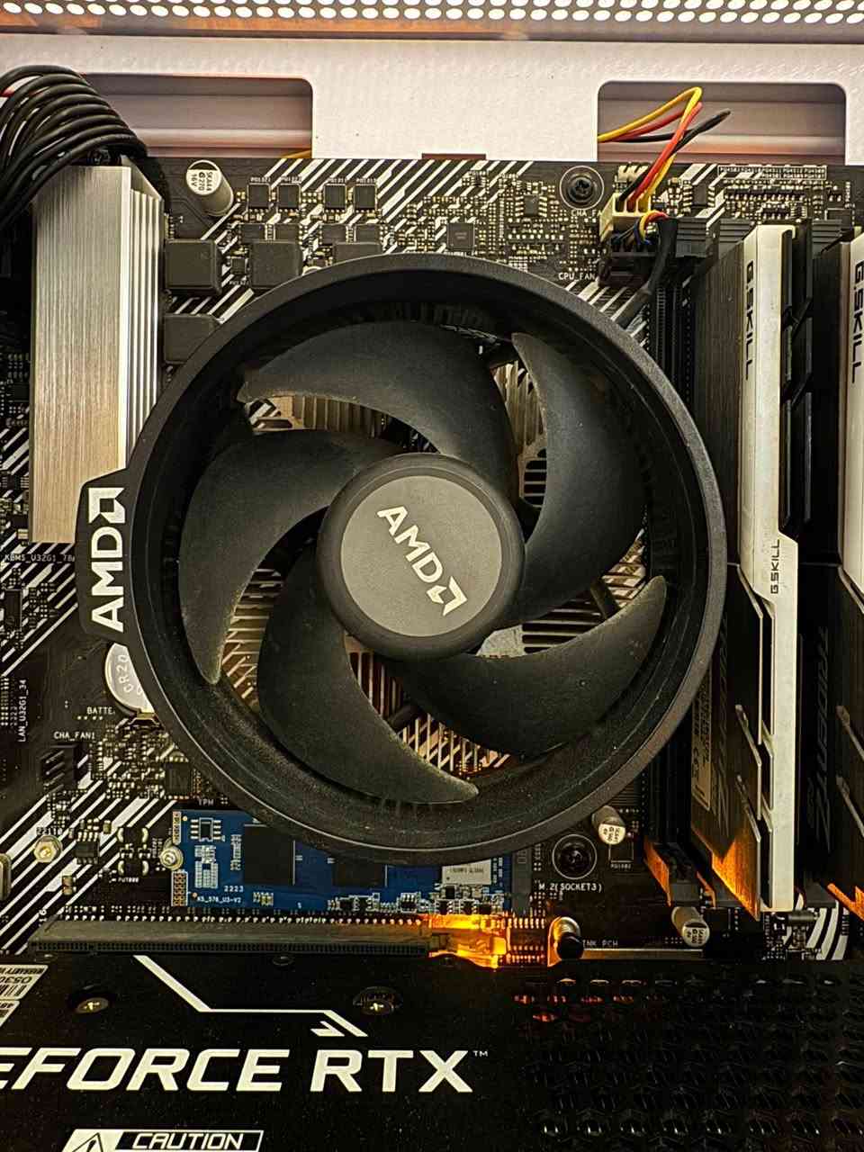 معالج Ryzen 5 PRO 3350G
السعر 100 قفل مع المبرد الخاص بي مكاني بغداد


**إذا كنت صاحب هذا الإعلان وتريد حذفه لأي سبب، رجاءا أرسل رسالة إلى الدعم الفني**