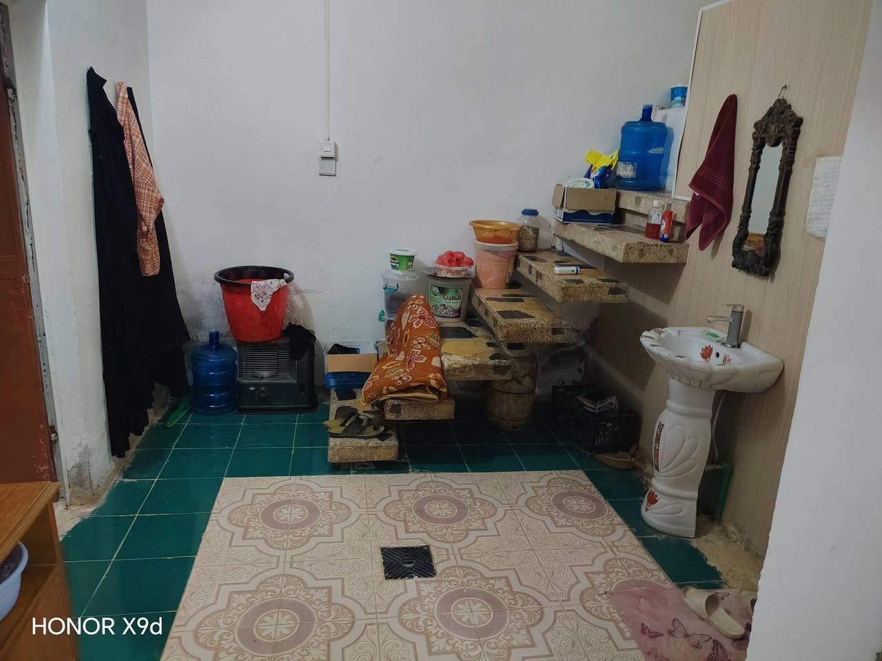 السلام عليكم بيت م 100 خلفيه للبيع محله 214 الفرع مقابيل أسواق سمارك أرضية البيت سيراميك الصطح شتايكر السعر 30 مكلف بلنشر..
***********
 السلام عليكم بيت م 100 خلفيه للبيع محله 214 الفرع مقابيل أسواق سمارك أرضية البيت سيراميك الصطح شتايكر السعر 30 مكلف بلنشر..
