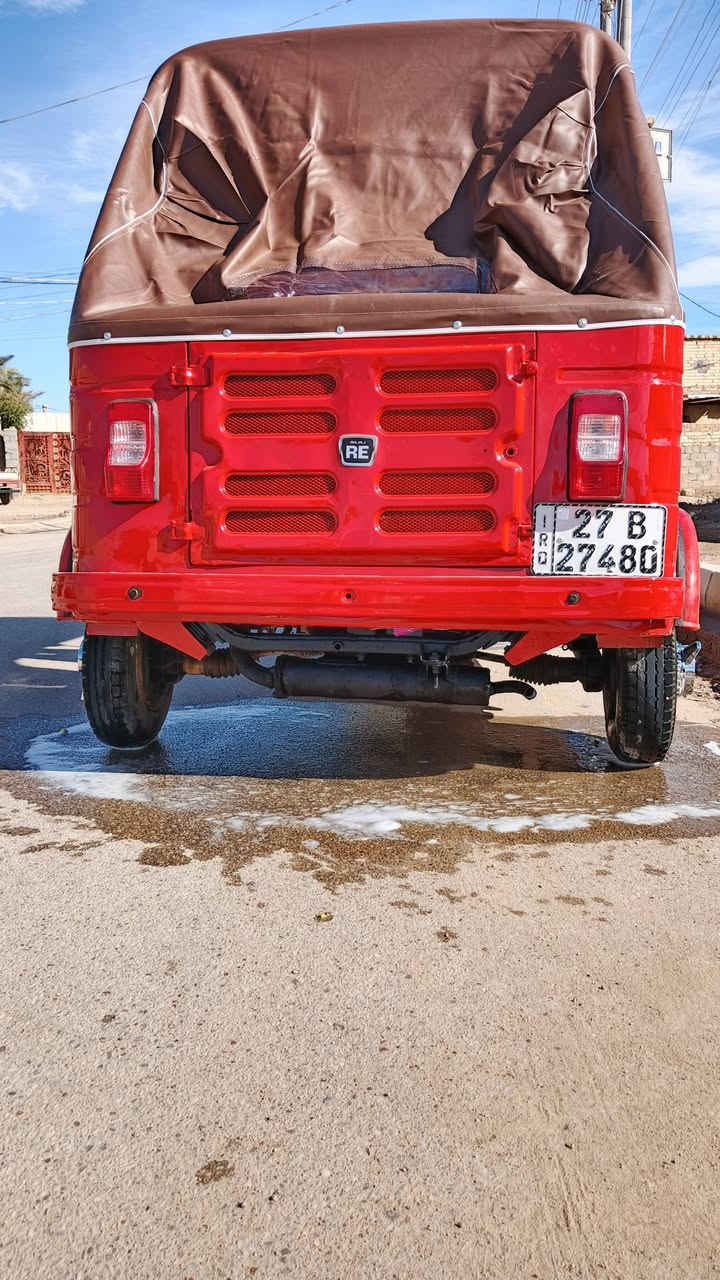 سلام عليكم تكتك للبيع  18 شهر 7 مداور مباشر مصبوغه عام جاهزه من كلشي مكاني دوايه اتصل وتدلل  ***********
