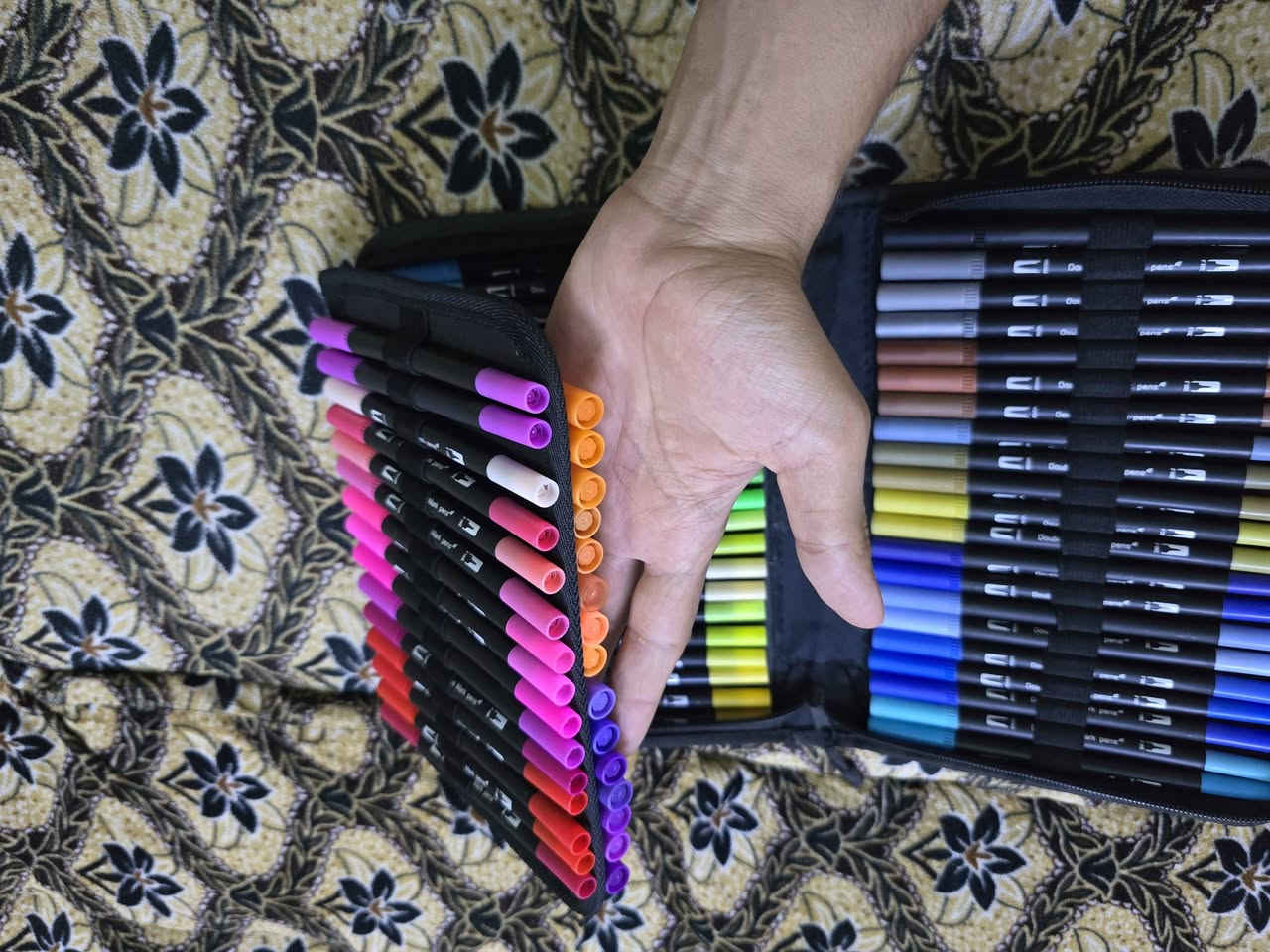 بكج الوان 72 قطعة بهذا الشكل الجميل 25 مع التوصيل


**إذا كنت صاحب هذا الإعلان وتريد حذفه لأي سبب، رجاءا أرسل رسالة إلى الدعم الفني**