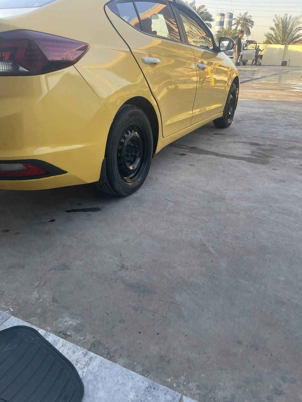 سلام عليكم النترا موديل 19 خليجي مكينه 2000 دوش كير اي تي بلاد لايتات ال دي سياره جاهزه تدفئه تبريد مصفره هيئه وغرامات بسمي كير محرك مكفول بيه بنيد مبدل وطخه بلجاملغ الخلفي صبغته وحده تبريد قطعتين مكانه سلمان باك المدا ئن (***********)بيع فقط(سعره 140 ) وبيه مجال
