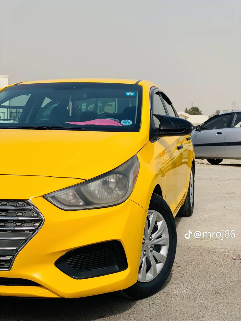 سلام عليكم اكسنت 2021 (@السعر 135 وبيها مجال )
رقم نينوى بأسمي 
@ضررها بوند مبدل فقط بدون دواخل شرط وبدون ايرباك  وبدون معجون 
السياره غاز بانزين وكابون بانزين 
@محرك شرط وكير ايتي At 
 هيئه غرامات صفر السياره كامله مكمله باقي تفاصيل عل  رقم  ***********
