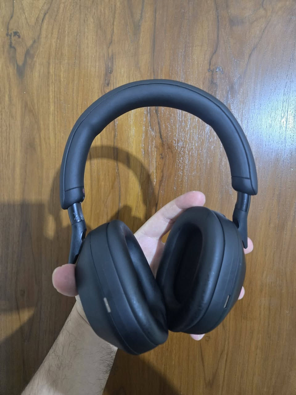سلام عليكم
توفرت سماعة سوني الجيل الخامس
Wh-1000xm5
سماعة نضافته 90% بدون ملحقات (لا كارتون ولا جنطة)
سماعة شغالة ضمان شحن وصوت وعزل بمدة اسبوع 
اي مشكلة اني حاضر
شوف الفديو للتوضيح
السعر مناسب على الخاص


**إذا كنت صاحب هذا الإعلان وتريد حذفه لأي سبب، رجاءا أرسل رسالة إلى الدعم الفني**